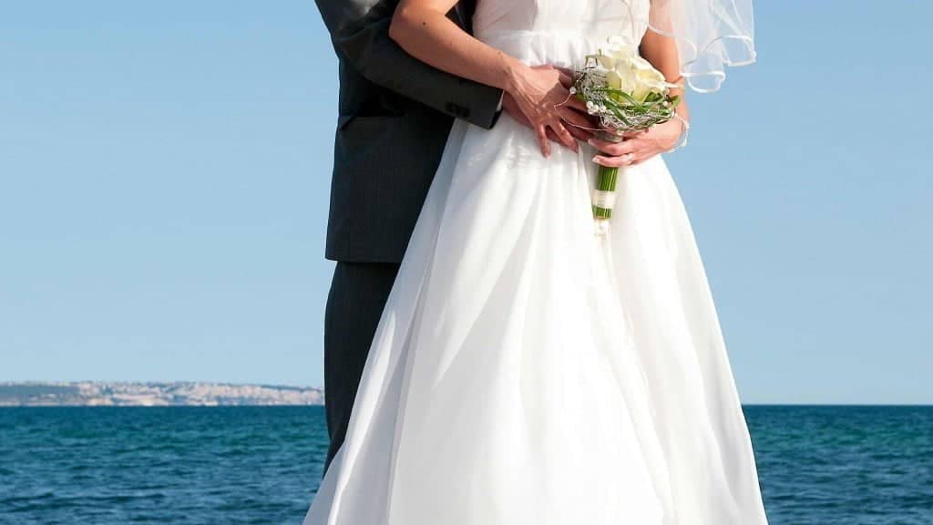 Strandhochzeit auf Mallorca - Umarmung